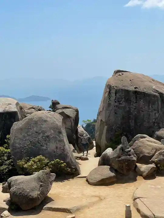 大聖院弥山本堂の周辺