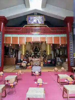 西岸寺の本殿・本堂