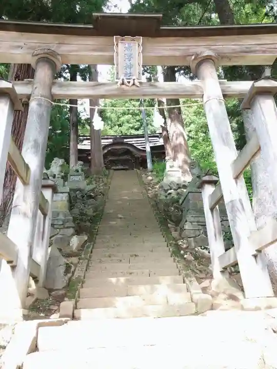 湯澤神社の鳥居