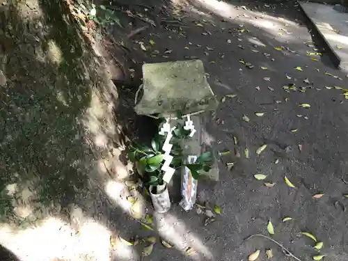 牛根麓稲荷神社の末社