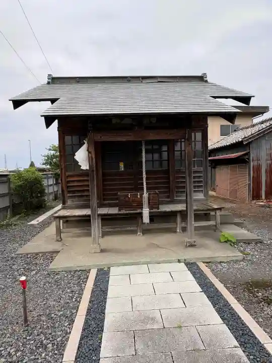 神明宮(天明町)の{uncategorized: "未分類", other: "その他", undefined: "問題あり", building: "その他建物", grave: "お墓", sacred_gate: "鳥居", guardian: "狛犬", statue: "像", buddha: "仏像", history: "歴史", nature: "自然", garden: "庭園", animal: "動物", pagoda: "塔", temizu: "手水舎", mountain_gate: "山門・神門", sanctuary: "本殿・本堂", subordinate: "末社・摂社", art: "芸術", scenery: "景色", jizo: "地蔵", ema: "絵馬", goshuin: "御朱印", omikuji: "おみくじ", items: "授与品その他", amulet: "お守り", goshuincho: "御朱印帳", eats: "食事", festival: "お祭り", votive_dance: "神楽", shichigosan: "七五三参", wedding: "結婚式", experience: "体験その他", initially: "初詣", around: "周辺", anti_infection: "感染症対策"}