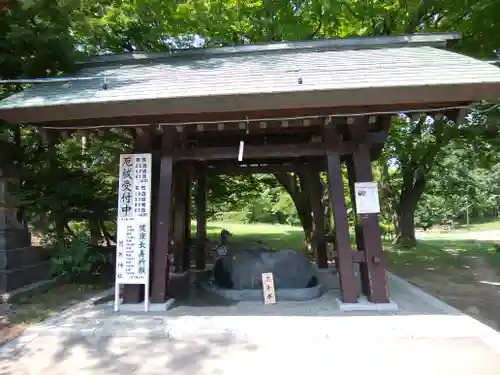 月寒神社の手水