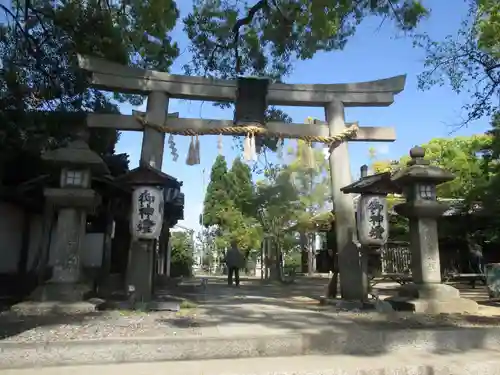 新熊野神社の鳥居