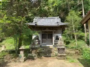 熊野神社の本殿・本堂