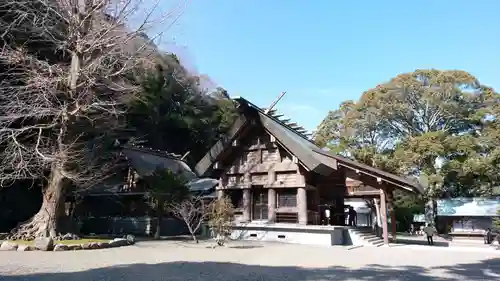 安房神社の本殿・本堂