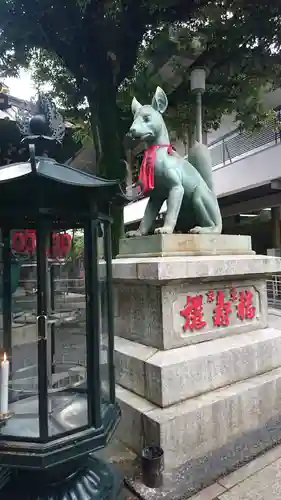 豊川稲荷東京別院の狛犬