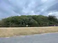 宣化天皇陵(身狹桃花鳥坂上陵)の{uncategorized: "未分類", other: "その他", undefined: "問題あり", building: "その他建物", grave: "お墓", sacred_gate: "鳥居", guardian: "狛犬", statue: "像", buddha: "仏像", history: "歴史", nature: "自然", garden: "庭園", animal: "動物", pagoda: "塔", temizu: "手水舎", mountain_gate: "山門・神門", sanctuary: "本殿・本堂", subordinate: "末社・摂社", art: "芸術", scenery: "景色", jizo: "地蔵", ema: "絵馬", goshuin: "御朱印", omikuji: "おみくじ", items: "授与品その他", amulet: "お守り", goshuincho: "御朱印帳", eats: "食事", festival: "お祭り", votive_dance: "神楽", shichigosan: "七五三参", wedding: "結婚式", experience: "体験その他", initially: "初詣", around: "周辺", anti_infection: "感染症対策"}