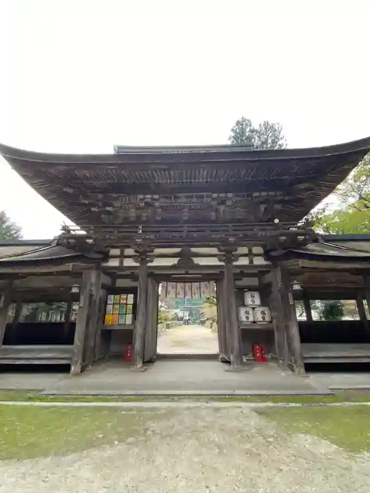 油日神社の山門・神門