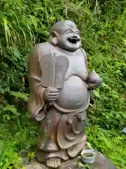 大聖寺の像