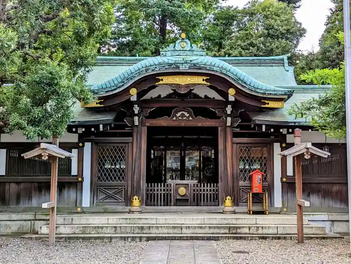 白金氷川神社の本殿・本堂