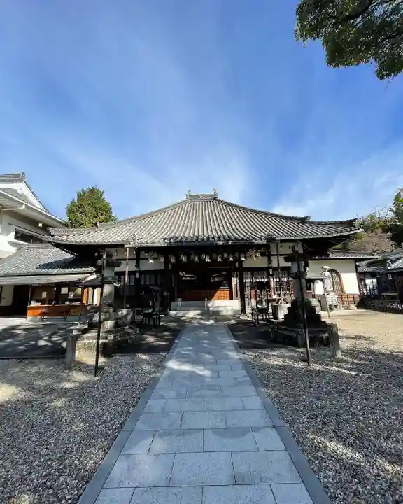 八事山 興正寺の本殿・本堂