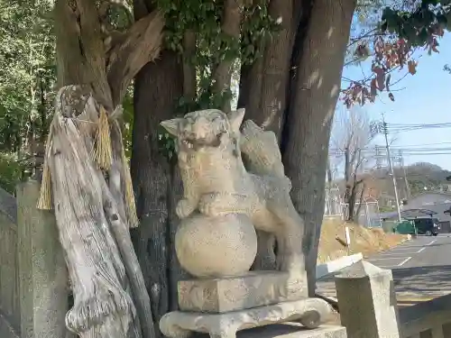 引野天神社の{uncategorized: "未分類", other: "その他", undefined: "問題あり", building: "その他建物", grave: "お墓", sacred_gate: "鳥居", guardian: "狛犬", statue: "像", buddha: "仏像", history: "歴史", nature: "自然", garden: "庭園", animal: "動物", pagoda: "塔", temizu: "手水舎", mountain_gate: "山門・神門", sanctuary: "本殿・本堂", subordinate: "末社・摂社", art: "芸術", scenery: "景色", jizo: "地蔵", ema: "絵馬", goshuin: "御朱印", omikuji: "おみくじ", items: "授与品その他", amulet: "お守り", goshuincho: "御朱印帳", eats: "食事", festival: "お祭り", votive_dance: "神楽", shichigosan: "七五三参", wedding: "結婚式", experience: "体験その他", initially: "初詣", around: "周辺", anti_infection: "感染症対策"}