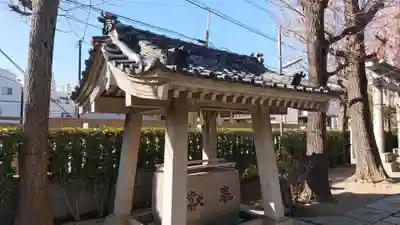 飛木稲荷神社の手水舎
