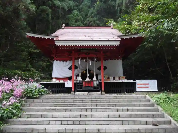 御座石神社(秋田県)