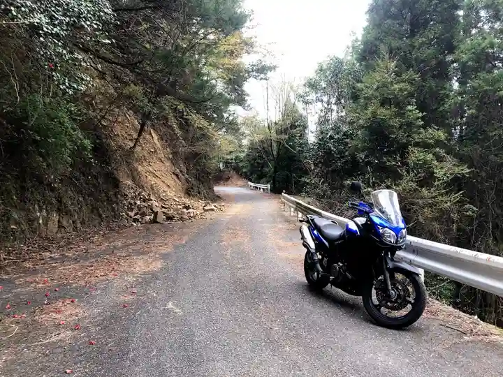 尺間神社の周辺