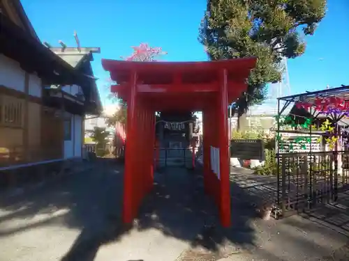 相模原氷川神社の鳥居