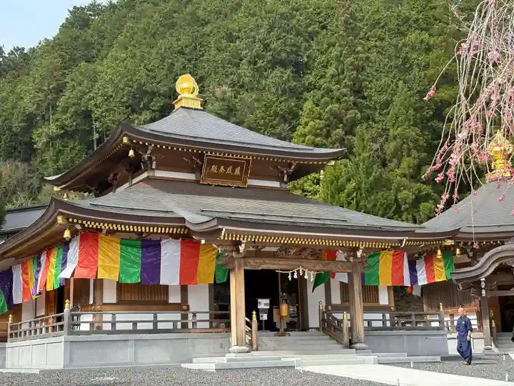 高野山金剛峯寺奥の院(和歌山県)