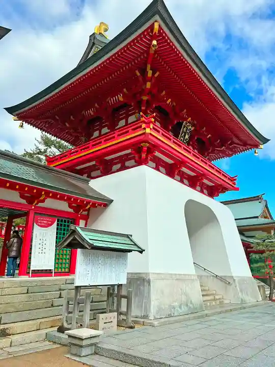 赤間神宮の山門・神門