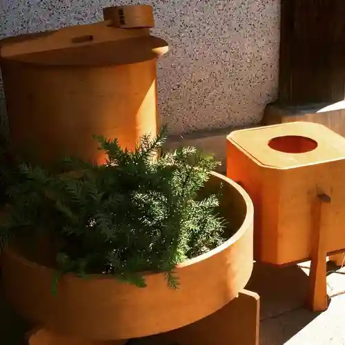 曾屋神社の手水舎