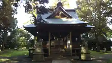鷹巣神社の本殿・本堂