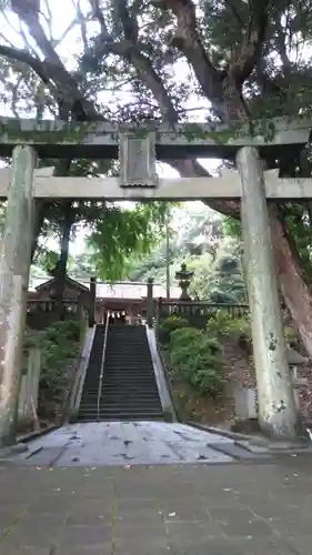 若八幡神社の鳥居