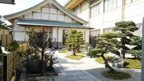 梅蔭寺の本殿・本堂