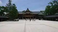 寒川神社の本殿