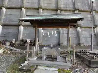 杉山社（帷子町杉山社・久保杉山神社）の手水舎