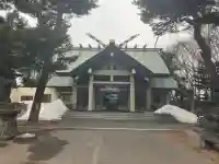江別神社の{uncategorized: "未分類", other: "その他", undefined: "問題あり", building: "その他建物", grave: "お墓", sacred_gate: "鳥居", guardian: "狛犬", statue: "像", buddha: "仏像", history: "歴史", nature: "自然", garden: "庭園", animal: "動物", pagoda: "塔", temizu: "手水舎", mountain_gate: "山門・神門", sanctuary: "本殿・本堂", subordinate: "末社・摂社", art: "芸術", scenery: "景色", jizo: "地蔵", ema: "絵馬", goshuin: "御朱印", omikuji: "おみくじ", items: "授与品その他", amulet: "お守り", goshuincho: "御朱印帳", eats: "食事", festival: "お祭り", votive_dance: "神楽", shichigosan: "七五三参", wedding: "結婚式", experience: "体験その他", initially: "初詣", around: "周辺", anti_infection: "感染症対策"}