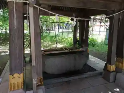 彌彦神社　(伊夜日子神社)の手水舎