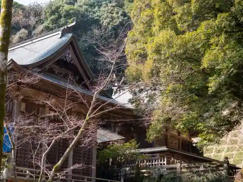 稲佐神社の{uncategorized: "未分類", other: "その他", undefined: "問題あり", building: "その他建物", grave: "お墓", sacred_gate: "鳥居", guardian: "狛犬", statue: "像", buddha: "仏像", history: "歴史", nature: "自然", garden: "庭園", animal: "動物", pagoda: "塔", temizu: "手水舎", mountain_gate: "山門・神門", sanctuary: "本殿・本堂", subordinate: "末社・摂社", art: "芸術", scenery: "景色", jizo: "地蔵", ema: "絵馬", goshuin: "御朱印", omikuji: "おみくじ", items: "授与品その他", amulet: "お守り", goshuincho: "御朱印帳", eats: "食事", festival: "お祭り", votive_dance: "神楽", shichigosan: "七五三参", wedding: "結婚式", experience: "体験その他", initially: "初詣", around: "周辺", anti_infection: "感染症対策"}