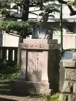 千束稲荷神社の像