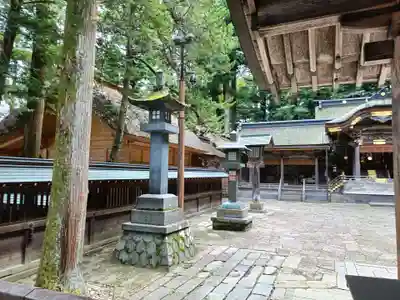 諏訪大社の本殿・本堂