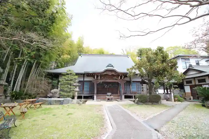 命徳寺の本殿・本堂