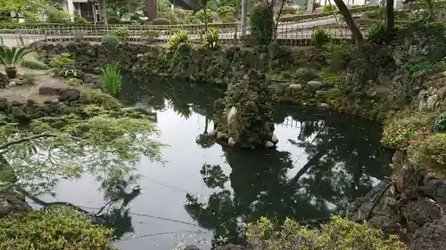 瀧宮神社の庭園