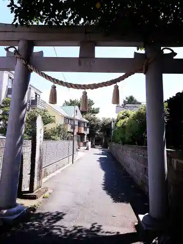 高津諏訪神社の鳥居