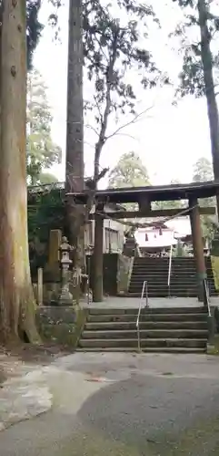 男成神社の鳥居