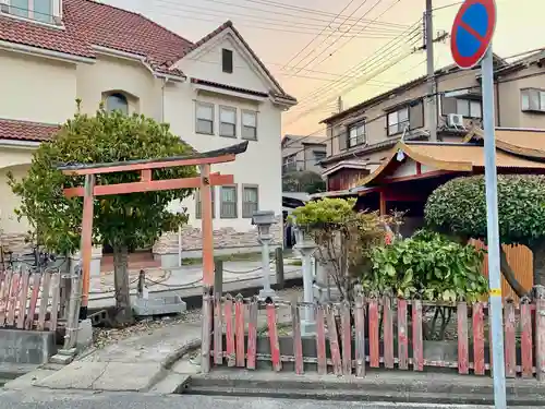 岩本稲荷大神のその他建物