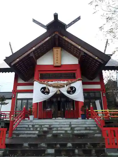 潮見ヶ岡神社の本殿