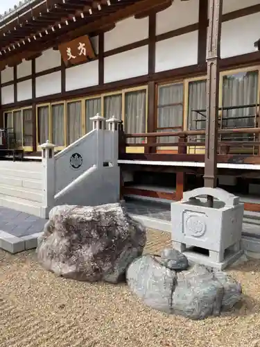 昌岩寺の本殿・本堂