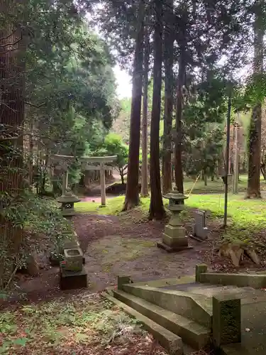 皇産靈神社の鳥居