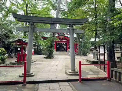 赤堤六所神社の鳥居