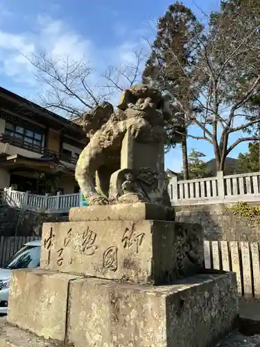 大麻比古神社の狛犬