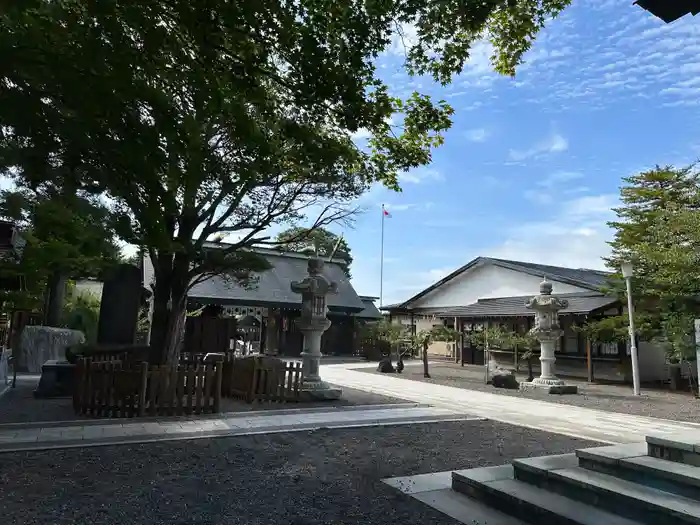 刈田神社の建物その他