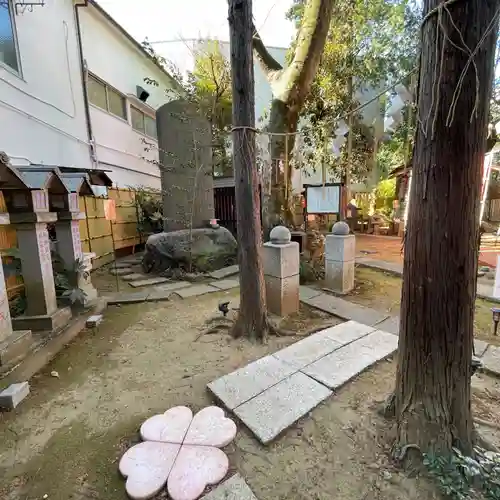 くまくま神社(導きの社 熊野町熊野神社)の庭園