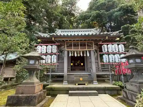 江島神社の{uncategorized: "未分類", other: "その他", undefined: "問題あり", building: "その他建物", grave: "お墓", sacred_gate: "鳥居", guardian: "狛犬", statue: "像", buddha: "仏像", history: "歴史", nature: "自然", garden: "庭園", animal: "動物", pagoda: "塔", temizu: "手水舎", mountain_gate: "山門・神門", sanctuary: "本殿・本堂", subordinate: "末社・摂社", art: "芸術", scenery: "景色", jizo: "地蔵", ema: "絵馬", goshuin: "御朱印", omikuji: "おみくじ", items: "授与品その他", amulet: "お守り", goshuincho: "御朱印帳", eats: "食事", festival: "お祭り", votive_dance: "神楽", shichigosan: "七五三参", wedding: "結婚式", experience: "体験その他", initially: "初詣", around: "周辺", anti_infection: "感染症対策"}