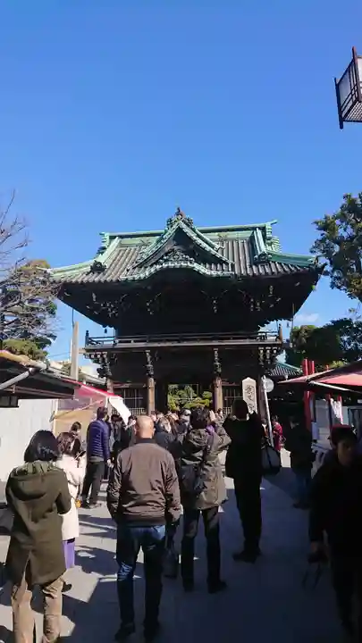 題経寺(柴又帝釈天)の山門・神門