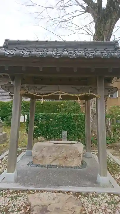 春日神社の手水舎
