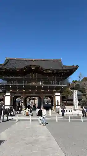 成田山新勝寺の{uncategorized: "未分類", other: "その他", undefined: "問題あり", building: "その他建物", grave: "お墓", sacred_gate: "鳥居", guardian: "狛犬", statue: "像", buddha: "仏像", history: "歴史", nature: "自然", garden: "庭園", animal: "動物", pagoda: "塔", temizu: "手水舎", mountain_gate: "山門・神門", sanctuary: "本殿・本堂", subordinate: "末社・摂社", art: "芸術", scenery: "景色", jizo: "地蔵", ema: "絵馬", goshuin: "御朱印", omikuji: "おみくじ", items: "授与品その他", amulet: "お守り", goshuincho: "御朱印帳", eats: "食事", festival: "お祭り", votive_dance: "神楽", shichigosan: "七五三参", wedding: "結婚式", experience: "体験その他", initially: "初詣", around: "周辺", anti_infection: "感染症対策"}