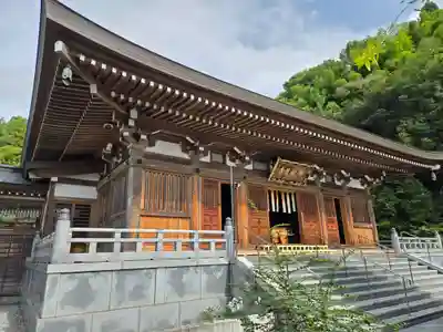 御誕生寺（猫寺）(福井県)